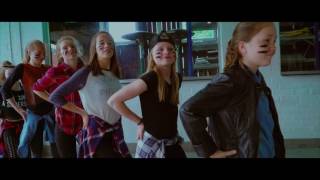 WATCH OUT FOR THIS NEW GANG // EN AVANT DANCECLIQ