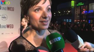 Julia Koschitz | Interview | Hin und weg Premiere [HD]