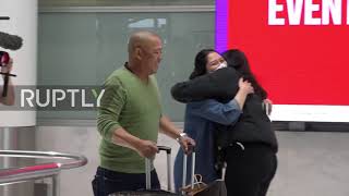 Australia: Tears and hugs at Sydney airport after border reopens