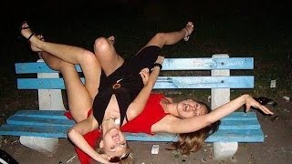 Пьяные бабы. Ну разве это смешно?