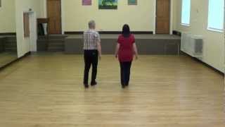 SARA'S WALTZ ( Line - Slot Dance )