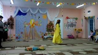 Прикольная Баба Яга на утреннике "Золотая осень" в садике "Теремок" п. Привольный