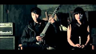 Auticed - Senja Berkarat ( Official Music Video )