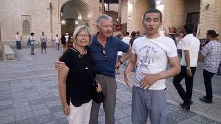 Germaniyalik turistlar bilan Shahrimiz Buxoro haqida.