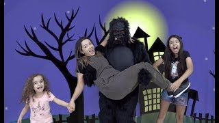 Kids and monkey, Johny Johny Yes Papa