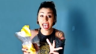Time To Scare Friends! l Время испугов! Приколы над людьми)