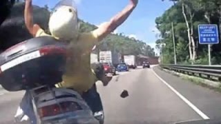 Жесткие аварии на скутерах #2 \Мото ДТП 2017 \ Moto Crash