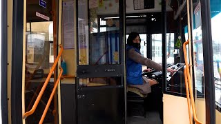 Все больше женщин за рулем троллейбусов