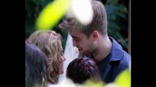 Robert Pattinson visiting Kristen Stewart on the set, (On the Road movie) 12, 13 August. Canada