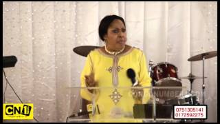BISHOP EMIE KUTINO   AVEC DIEU NOUS FERONS DES EXPLOITS