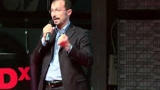 TEDxPordenone - Simone Molteni - Ma la natura serve a qualcosa?