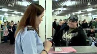 UK Border Force S01E04
