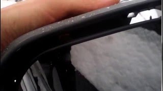 снять обтекатель зеркала на митсубиши поджеро