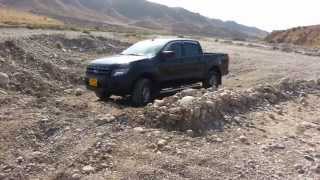 Hummer vs Nissan Patrol vs Ford Ranger