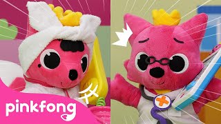 Cinco Pinkfongcitos Saltando en la Silla | Juguete & Canción | Pinkfong Canciones Infantiles