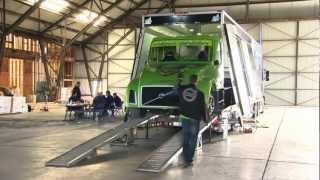 Volvo Trucks - Mean Green Hybrid Truck World Speed Record