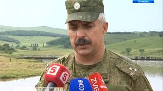 Под Уссурийском  бойцы 5 армии  форсировали водные преграды