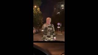 ДЕМОН ВСЕЛИЛСЯ В БАБКУ