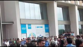 Vivo me huaa hangama company hogi and