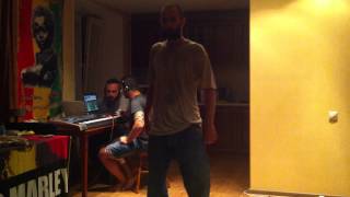 Alik (Ice-Beat) home dance