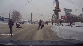 01.02.2017 Момент ДТП на Кирова - Удмуртская. Сбили ребенка (Ижевск)