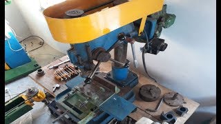 Долбёжник-  drilling machine