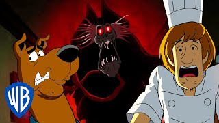 Scooby-Doo! en Español ???????? | El fantasma rojo causa estragos