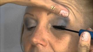 Everyday blue look for the mature lady