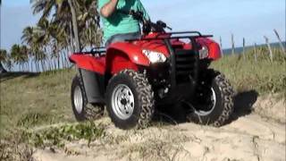 Honda TRX 420 FourTrax na praia de Guarajuba