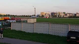 Взлет самолета в Жулянах (Old Car Land 2018)