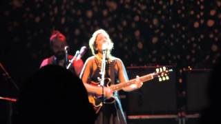 Nunca es suficiente Natalia Lafourcade, Chile 2015