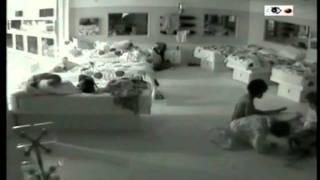 Big Brother 6 Vanessa Twists Ankle