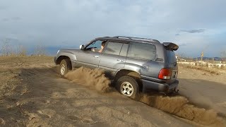 Женский Offroad! Девушка на Lexus LX470 против джиперов на бездорожье! Carib, Discovery 2, Mistral.