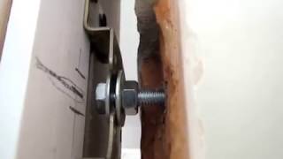 установка дверей с кривой дверной коробкой. супер способ. installation of doors