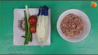 Canh nấm kim châm nấu thịt nạc xay
