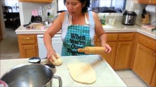 Mama's Pan De Sal