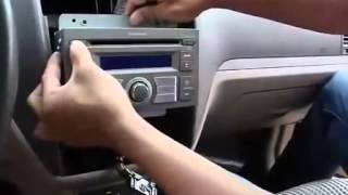 Снятие панели с часами и магнитолы GEELY EMGRAND
