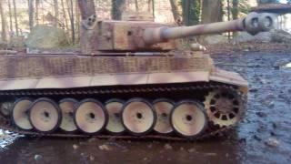 RC PzKpfw PANTHER/TIGER 1 ZIMMERIT 1/16 HENG LONG