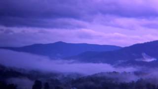Watch the land breathe and the atmosphere being created. (Timelapse)