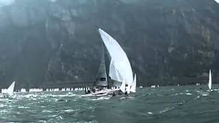 melges32 VS optimist