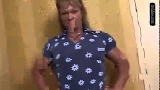 FBB  Muscle Flexing Time