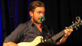 Chris Brochu - Playing House - TVD Chicago