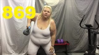 ADELESEXYUK IN THE GYM DOING A 30 MINUTES WORKOUT 11 4 17