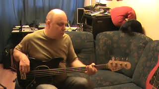 FENDER Musicmaster Fretless Bass Made in USA - 1978 Demo from Igor Emelyanenko