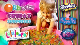 Соня ищет сюрпризы в шариках ОРБИЗ распаковка - ORBEEZ Surprise Toys unpack blind bags