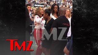 Michelle Obama Gets Down With Tina Knowles, Daughters at Jay-Z & Beyonce Paris Concert | TMZ