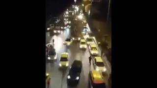 Танк давит все подряд на своем пути