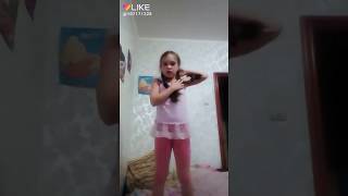 Танец SKIBIDI