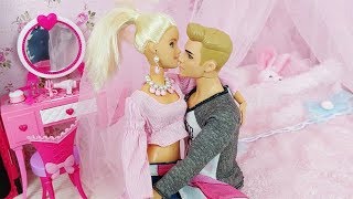?BARBIE & KEN MORNING ROUTINE? BEDROOM DRESS UP DOLL HOUSE?POUPÉE BARBIE ROUTINE DU MATIN MODE