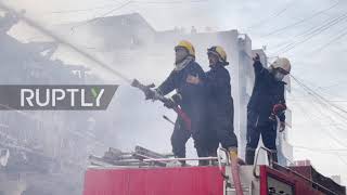 Iraq: Civil defence fights off huge fire at Shorja marketplace in Baghdad
